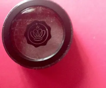 Fard à paupières, Glossybox