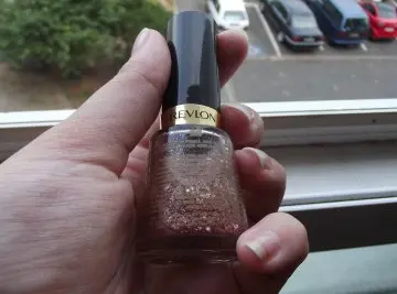 Vernis à paillette Revlon, Revlon
