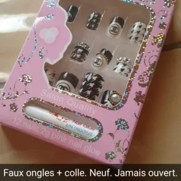 Faux ongles, Inconnue