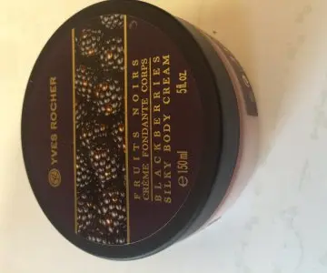 Fruits noirs crème fondante corps, Yves Rocher