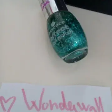 vernis à paillettes, Essence