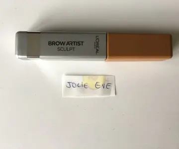 Brow artist, L'Oréal