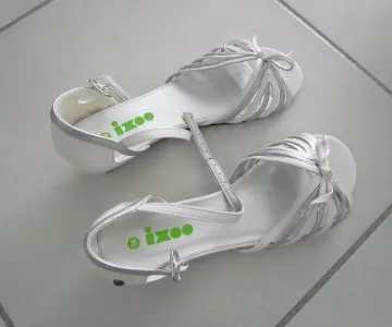 Chaussures ouvertes P36, Inconnue