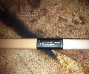 Under eye Concealer & highlighter, Elf