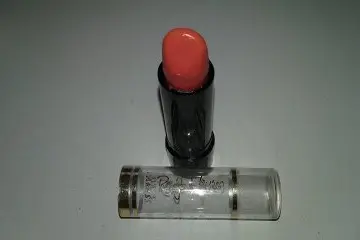 RAL, Rouge à lèvre paris