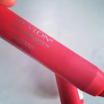 Rouge à lèvres/ baume rose mat, Revlon