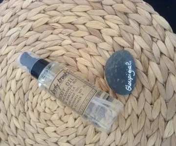 Huile pour le corps noix de macadamia et vanille, Body treats H&M