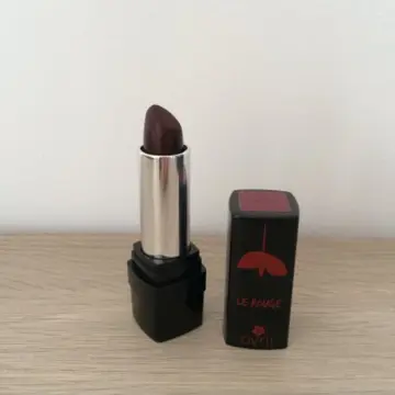 Rouge à lèvres n°14, Avril
