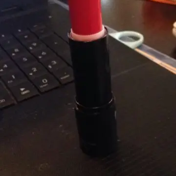 Rouge à lèvre, KIKO