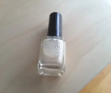 Vernis blanc nacré, Santo lauren