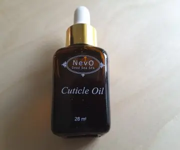 Huile cuticules, Nevo
