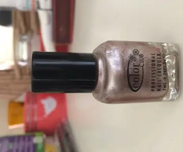 Put a pin in it, Color Club