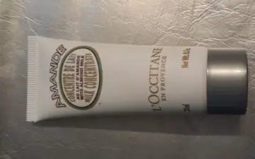 Lait corps amande L'occitane, L'Occitane en Provence
