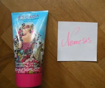 lait corps turquoise summer, Escada