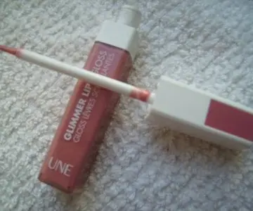 gloss, UNE Beauty