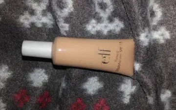 crème teinté, Elf