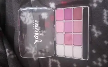 Palette ombres à paupières, Cosmod