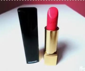 Rouge à lèvres, Chanel
