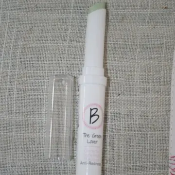corrector stick, Beautiful box