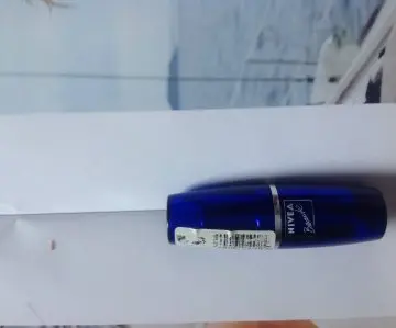 Rouge à lèvre, Nivea