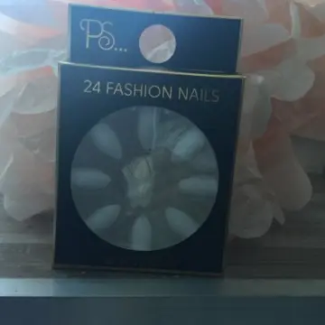 24 faux ongles adhésifs, Primark