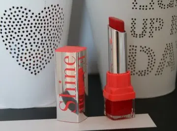 Rouge à lèvres Shine Edition, Bourjois