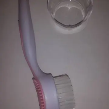 Brosse nettoyante double (poil/caoutchouc) avec pr, Inconnue