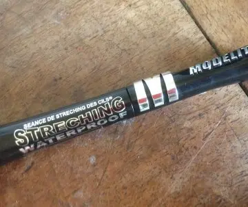 Mascara waterproof, Modélite