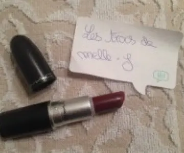 Rouge à lèvres Diva, MAC Cosmetics