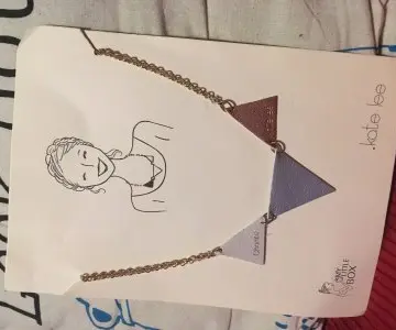 Collier, .Kate Lee