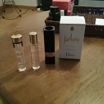 J, Dior