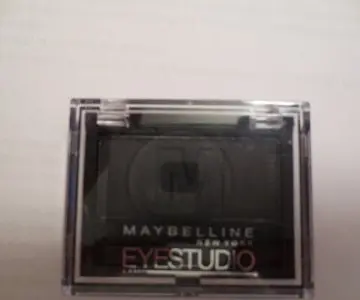 ombre à paupières noire, Maybelline