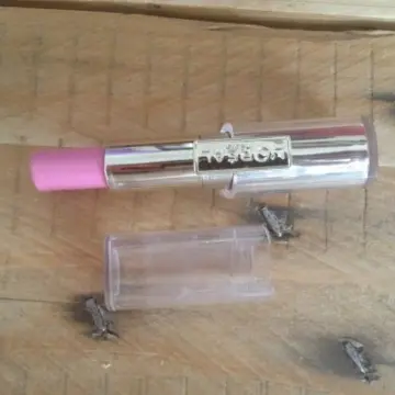 Rouge à lèvres l'Oréal Caresse, L'Oréal