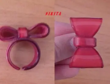 Bague rouge, Inconnue