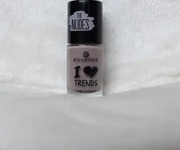 vernis the nudes, Essence