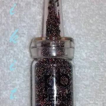Vernis effet caviar, PB Cosmetics