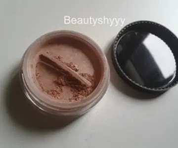 Sublime blush minéral Neve Cosmetics teinte Vener, Neve cosmetics