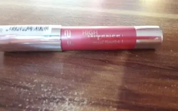 High intense maxi lipstick, p2 Cosmetics