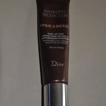 Fond de teint, Dior