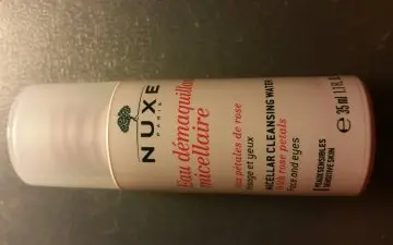 Eau démaquillante micellaire, Nuxe