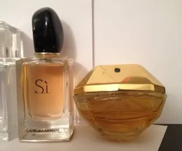 Lady Million   Si, Armani