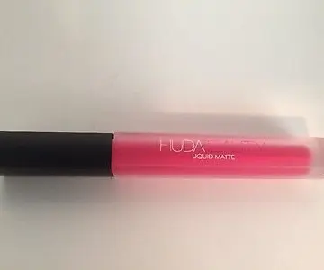 Huda RAL Matte, Huda Beauty