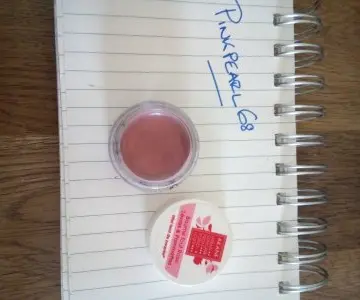 Baume tout rose, Akane