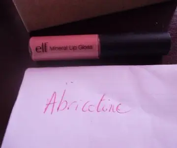 Mineral lip gloss, Elf