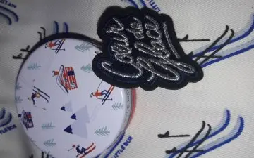 Broche, My Little Box