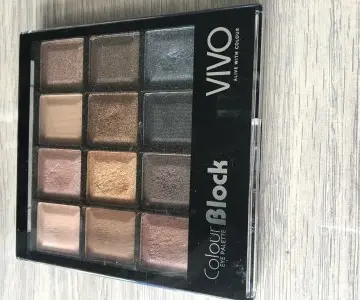 Palette 12 fard dupe Naked 1, Vivo Cosmetics