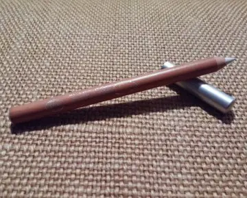 Crayon blanc pour les yeux, Couleur Caramel
