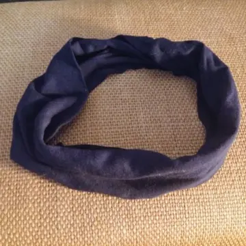 Bandeau bleu marine, Inconnue
