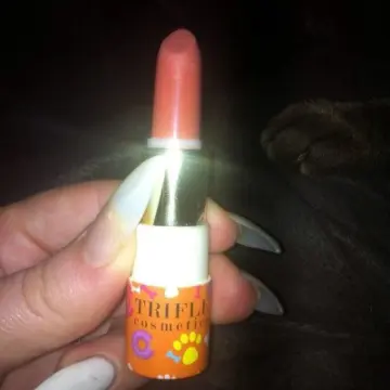 rouge a lèvre, Trifle Cosmetics
