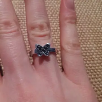 Bague Papillon, Inconnue